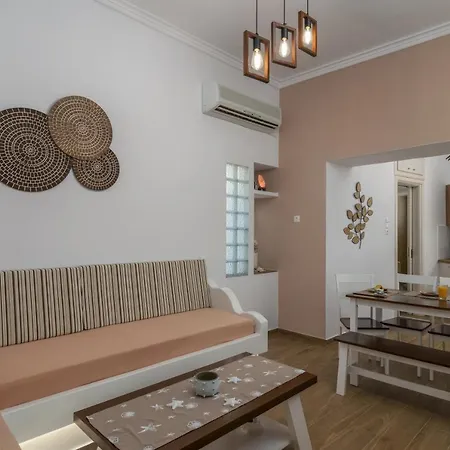 Milos Holiday home Triovasalos